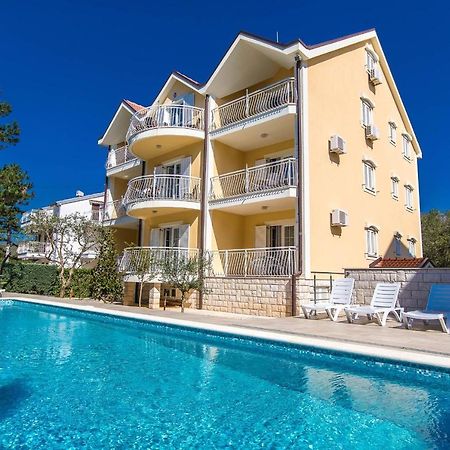 Apartments With A Swimming Pool Jadranovo, Crikvenica - 3238 Exteriör bild