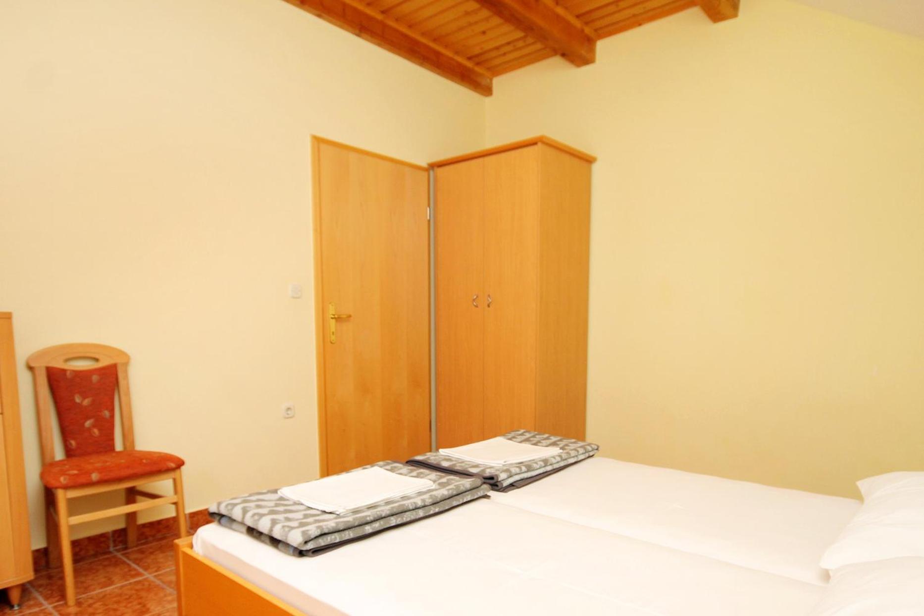 Apartments With A Swimming Pool Jadranovo, Crikvenica - 3238 Rum bild